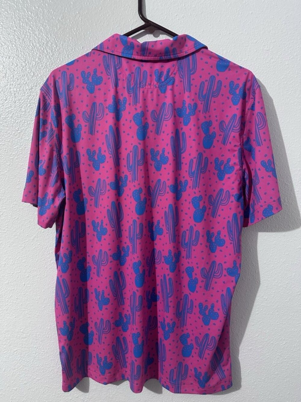 Mens Chubbies Pink Cactus Polo Shirt Size Large Stretch Golf Preppy Desert - Picture 2 of 4